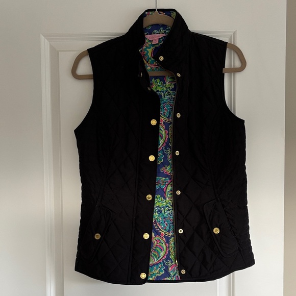 Lilly Pulitzer Jackets & Blazers - Lilly Pulitzer Quilted Black Vest